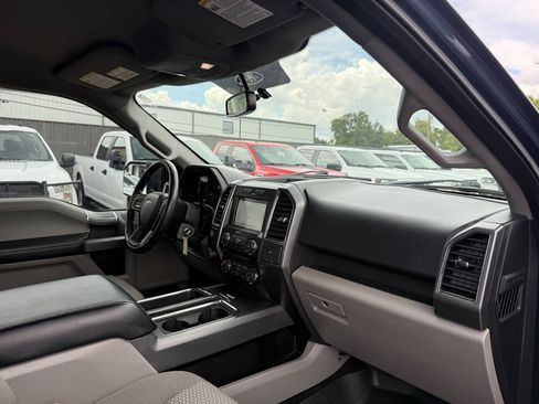 Used 2018 Ford F150 XLT w/ Equipment Group 302A Luxury AWD/4WD image 9