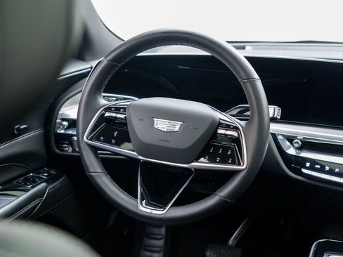 Used 2024 Cadillac Lyriq Sport AWD/4WD image 12
