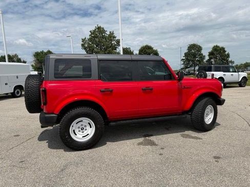 Used 2024 Ford Bronco Wildtrak AWD/4WD image 16