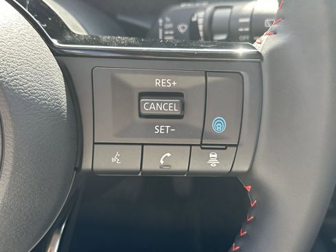 New 2026 Nissan Kicks SR FWD image 19