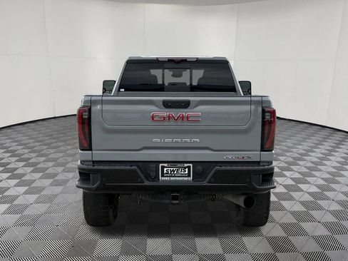Used 2024 GMC Sierra 2500 AT4X AWD/4WD image 9