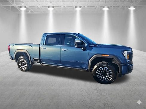 New 2026 GMC Sierra 2500 Denali Ultimate w/ Max Trailering Package AWD/4WD image 2