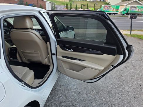 Used 2017 Cadillac CT6 2.0T RWD image 17