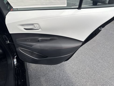 New 2025 Toyota Corolla SE image 30