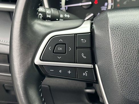 Used 2022 Toyota Highlander XSE image 17