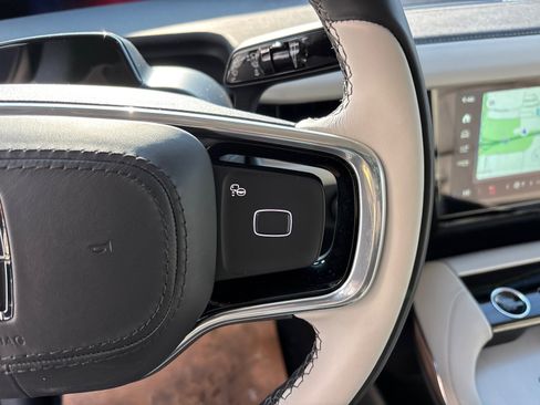 New 2026 Lincoln Navigator L Premier AWD/4WD image 17