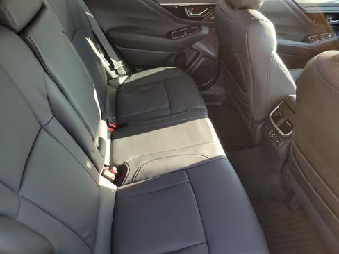 New 2025 Subaru Outback Limited image 12