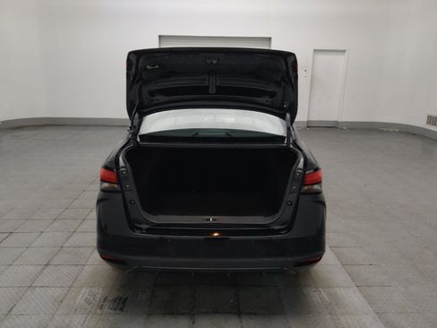 Used 2021 Nissan Versa SV FWD image 29