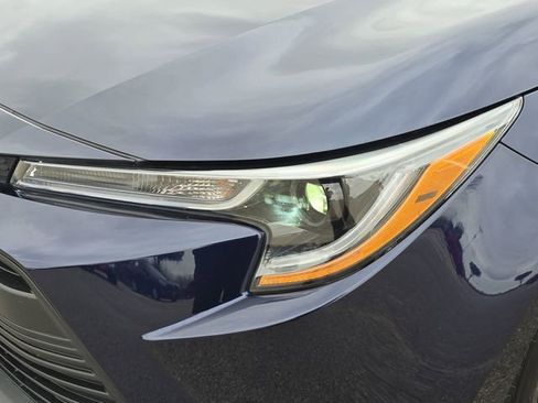 Used 2024 Toyota Corolla LE image 30