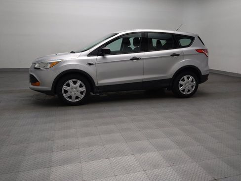 Used 2016 Ford Escape S FWD image 2
