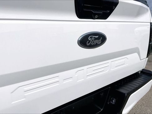 Used 2018 Ford F150 XL w/ Equipment Group 101A Mid AWD/4WD image 27