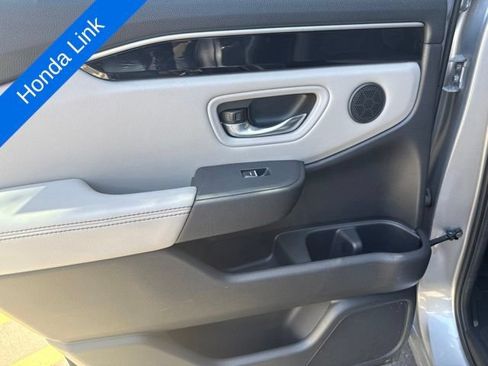 Used 2023 Honda Pilot Touring image 21