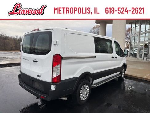 Used 2024 Ford Transit 250 Low Roof w/ Exterior Upgrade Package image 5