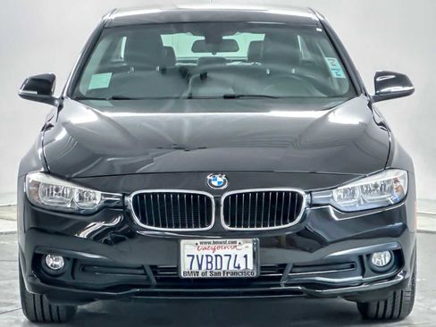 Used 2016 BMW 320i Sedan image 10