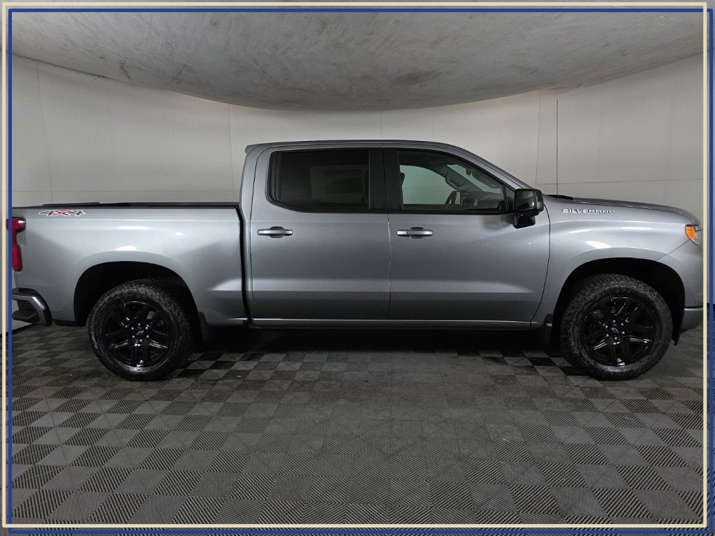 New 2026 Chevrolet Silverado 1500 RST w/ RST All Star Premium Package AWD/4WD image 4