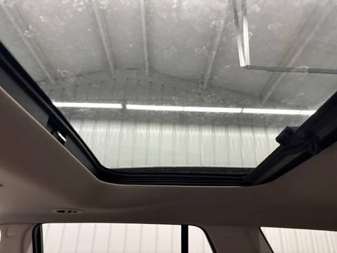 Used 2016 Buick Enclave Leather AWD/4WD image 12