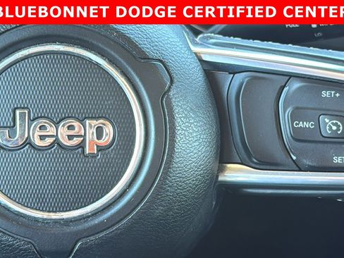 Used 2020 Jeep Gladiator Overland image 23