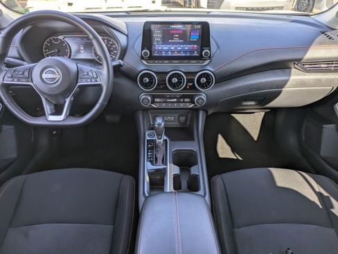Used 2025 Nissan Sentra SR FWD image 15