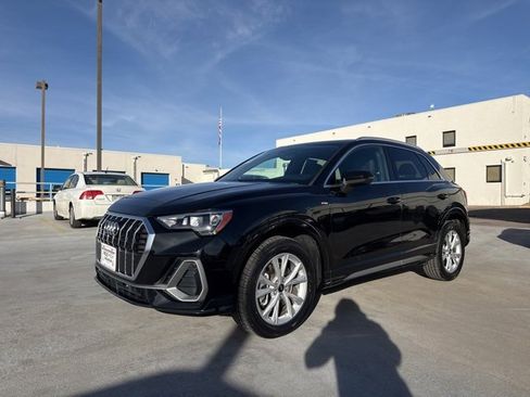 Used 2021 Audi Q3 2.0T Premium w/ Convenience Package image 2