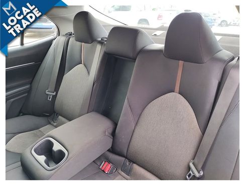 Used 2018 Toyota Camry LE FWD image 42