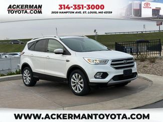 Used 2017 Ford Escape Titanium video 1