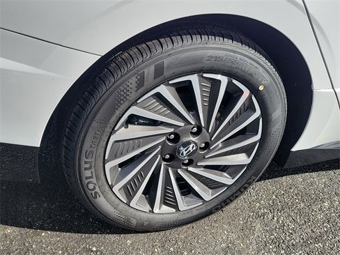 Used 2026 Hyundai Sonata SEL image 26