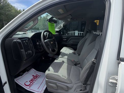 Used 2019 Chevrolet Silverado 2500 W/T AWD/4WD image 15