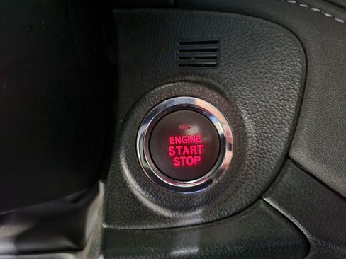 Used 2024 Subaru Outback Premium AWD/4WD image 8