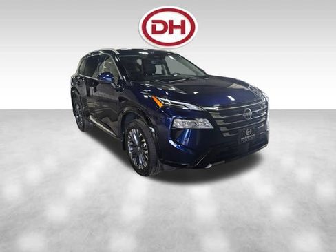 Used 2024 Nissan Rogue Platinum w/ Platinum Premium Package AWD/4WD image 5