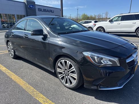 Used 2019 Mercedes-Benz CLA 250 4MATIC image 2