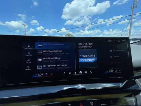 Used 2026 BMW M5 w/ Carbon Package AWD/4WD image 14