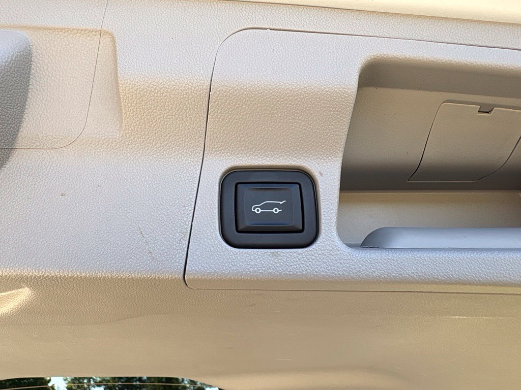 Used 2023 GMC Acadia SLT w/ Technology Package AWD/4WD image 62