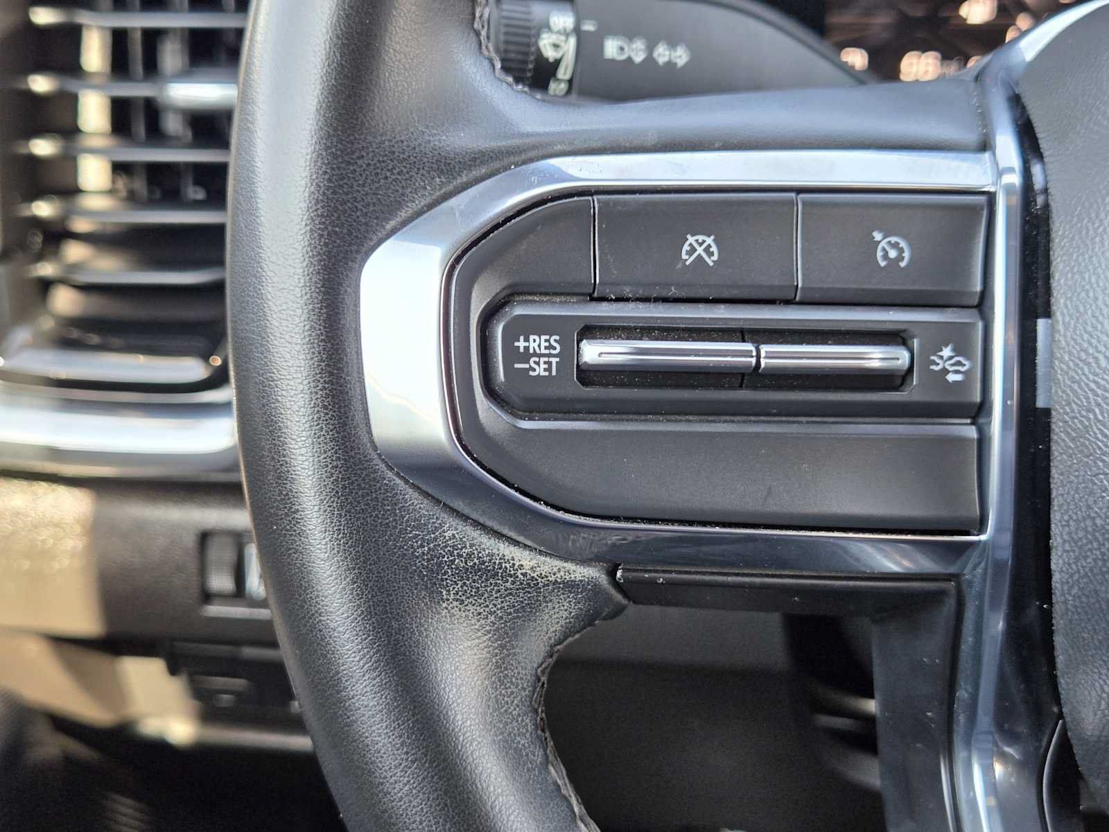 Certified 2023 GMC Canyon Elevation w/ Elevation Premium Package AWD/4WD image 25