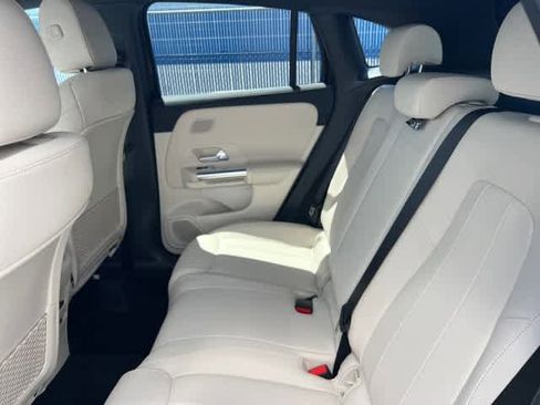 Used 2026 Mercedes-Benz GLA 250 image 18