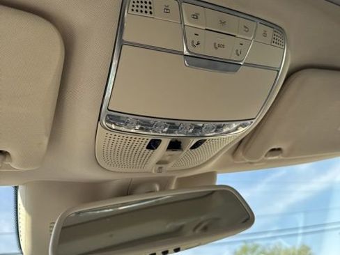 Used 2016 Mercedes-Benz S 550 4MATIC Sedan image 22