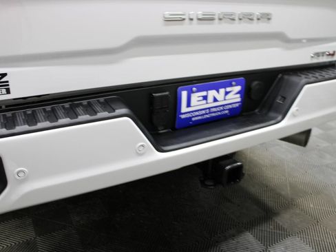 Used 2026 GMC Sierra 2500 AT4 w/ Technology Package AWD/4WD image 55