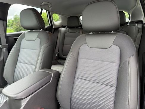 New 2025 Chevrolet Trax LT w/ Driver Confidence Package FWD image 20