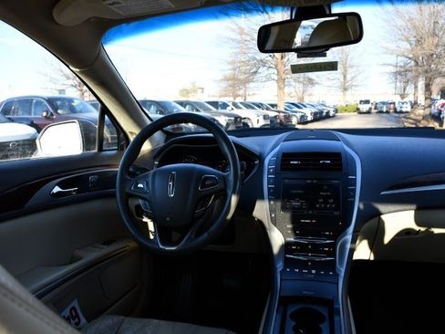 Used 2014 Lincoln MKZ Base w/ Equipment Group 102A Reserve image 16