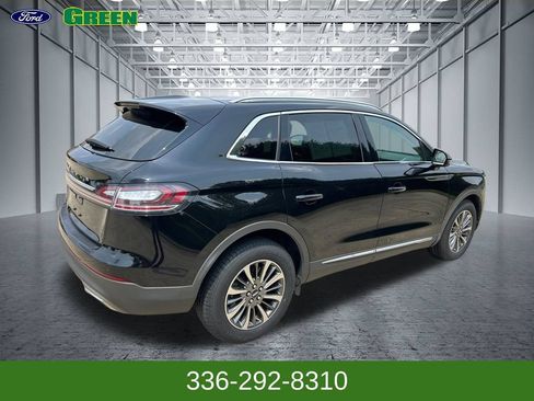 Certified 2023 Lincoln Nautilus AWD w/ Premium Package image 5