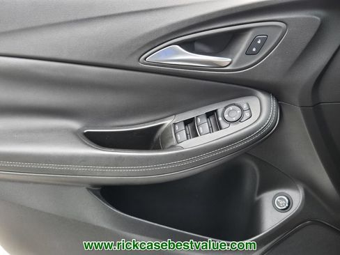Used 2022 Buick Encore GX Select FWD image 28
