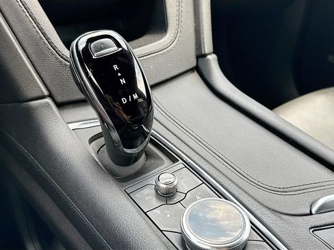 Used 2024 Cadillac XT5 Premium Luxury FWD image 18