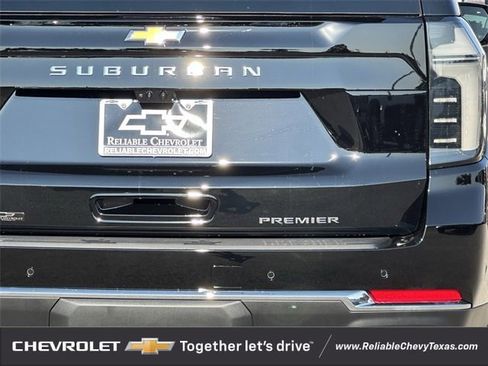 New 2026 Chevrolet Suburban Premier image 6