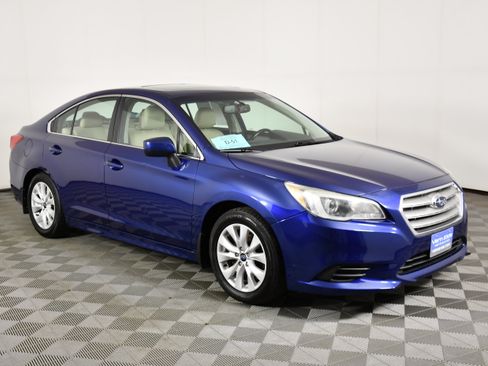 Used 2015 Subaru Legacy 2.5i Premium w/ Moonroof Package AWD/4WD image 4