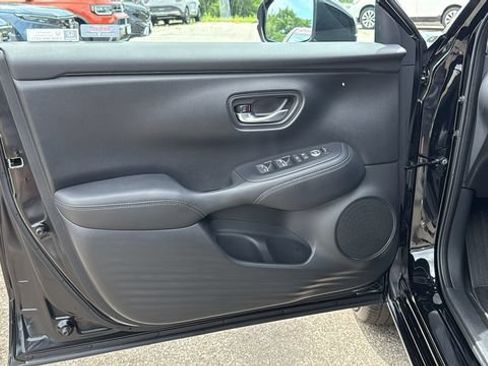 Used 2026 Honda HR-V EX-L image 9