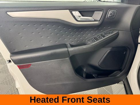 Used 2020 Ford Escape SEL image 10