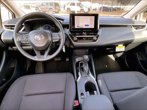 Used 2026 Toyota Corolla LE image 14