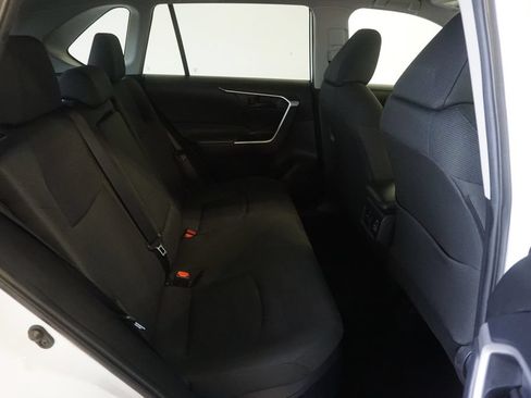 Used 2025 Toyota RAV4 LE AWD/4WD image 21
