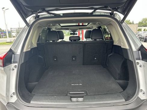 Certified 2023 Nissan Rogue SV w/ SV Premium B Package AWD/4WD image 27