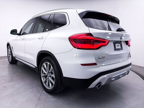 Used 2019 BMW X3 sDrive30i w/ Convenience Package RWD image 9