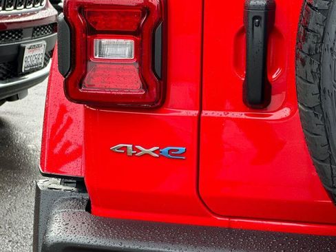 New 2024 Jeep Wrangler Unlimited Sahara image 20